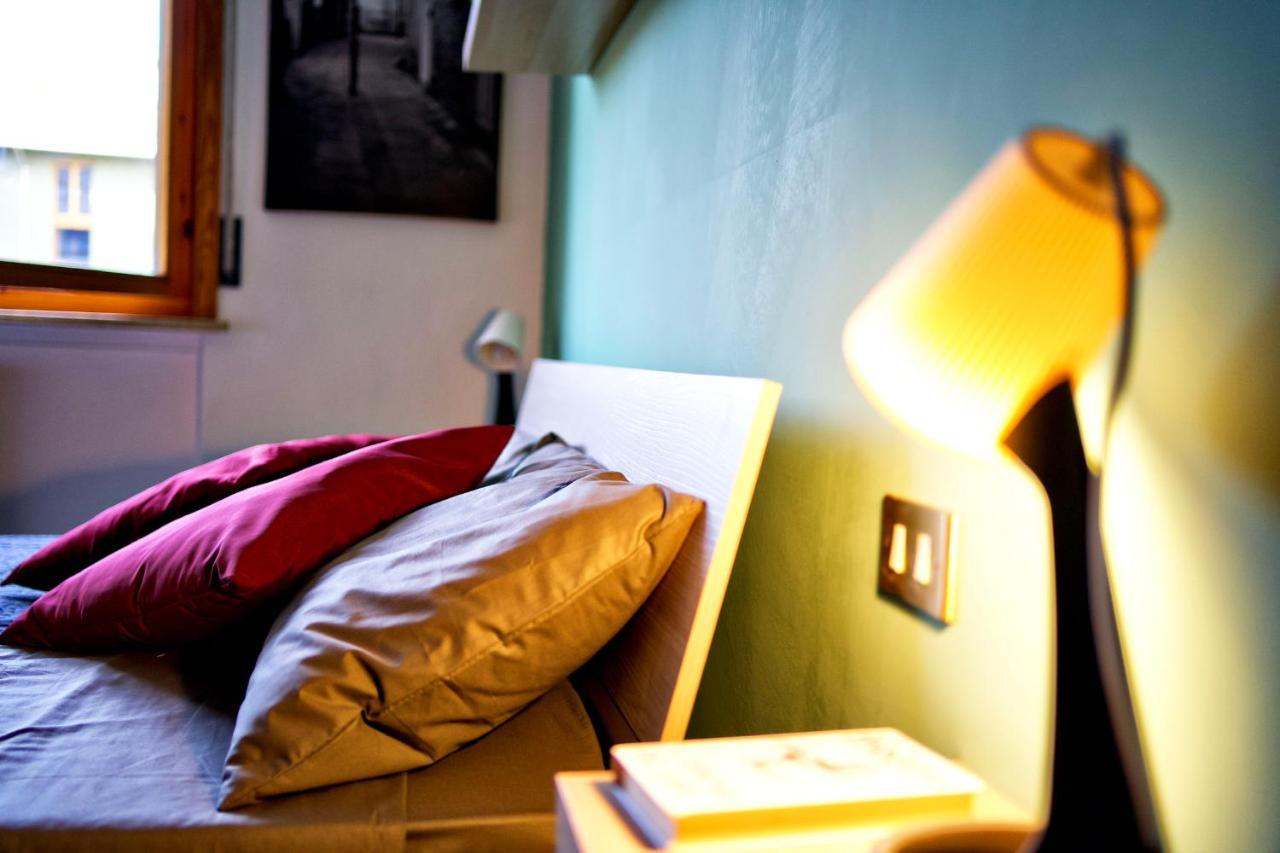 Casa Zoe Apartment Free Parking,Self Check In & Free Wi Fi Parma Dış mekan fotoğraf
