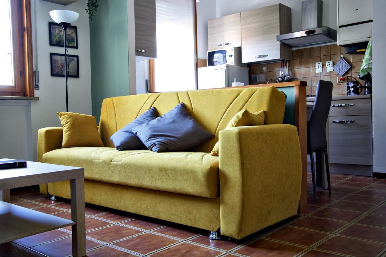Casa Zoe Apartment Free Parking,Self Check In & Free Wi Fi Parma Dış mekan fotoğraf