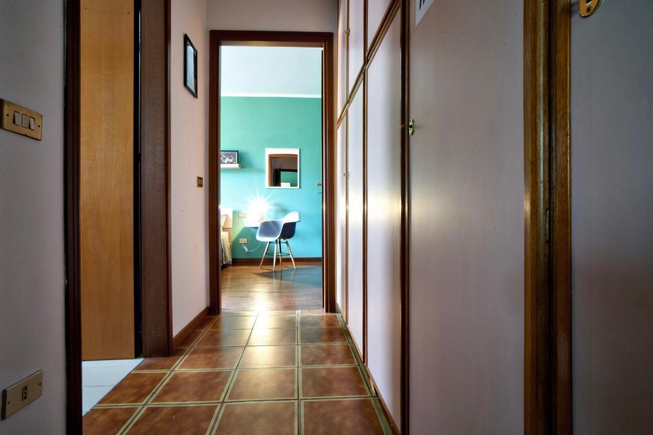 Casa Zoe Apartment Free Parking,Self Check In & Free Wi Fi Parma Dış mekan fotoğraf