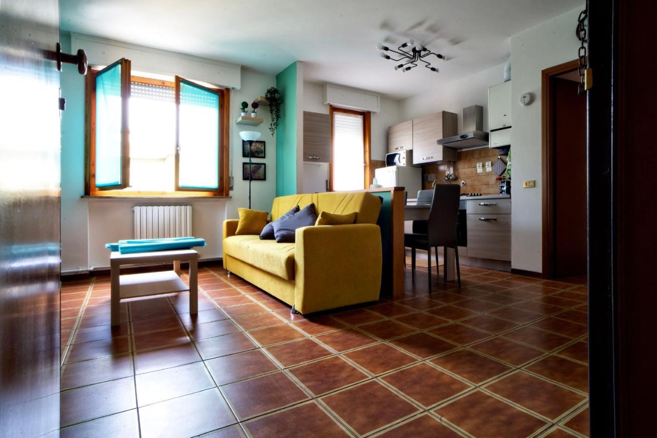 Casa Zoe Apartment Free Parking,Self Check In & Free Wi Fi Parma Dış mekan fotoğraf